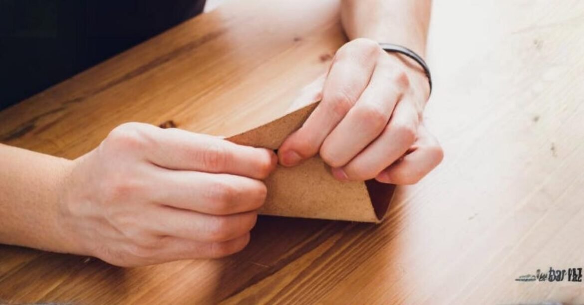 How to Craft Paper in Minecraft